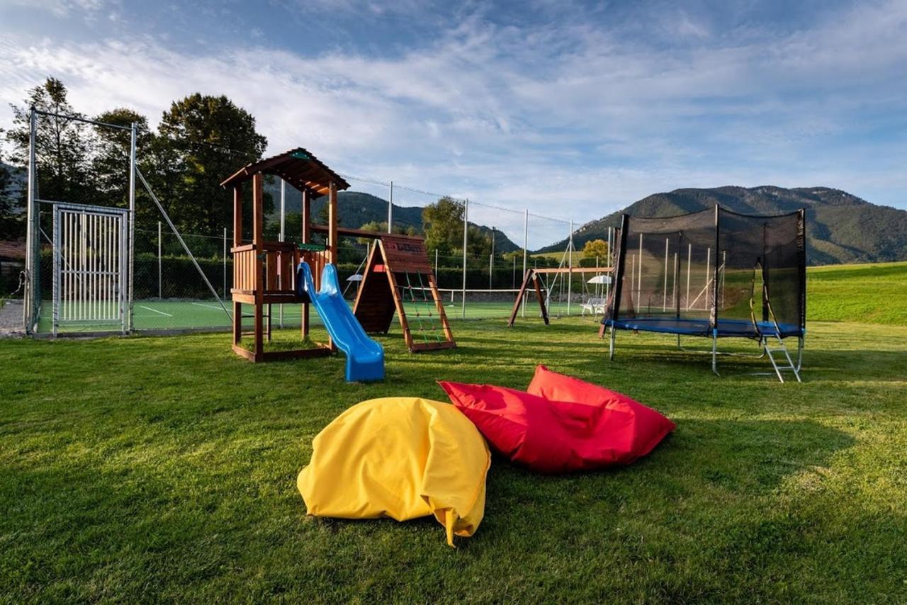 Villa Liptovmara Ižipovce エクステリア 写真