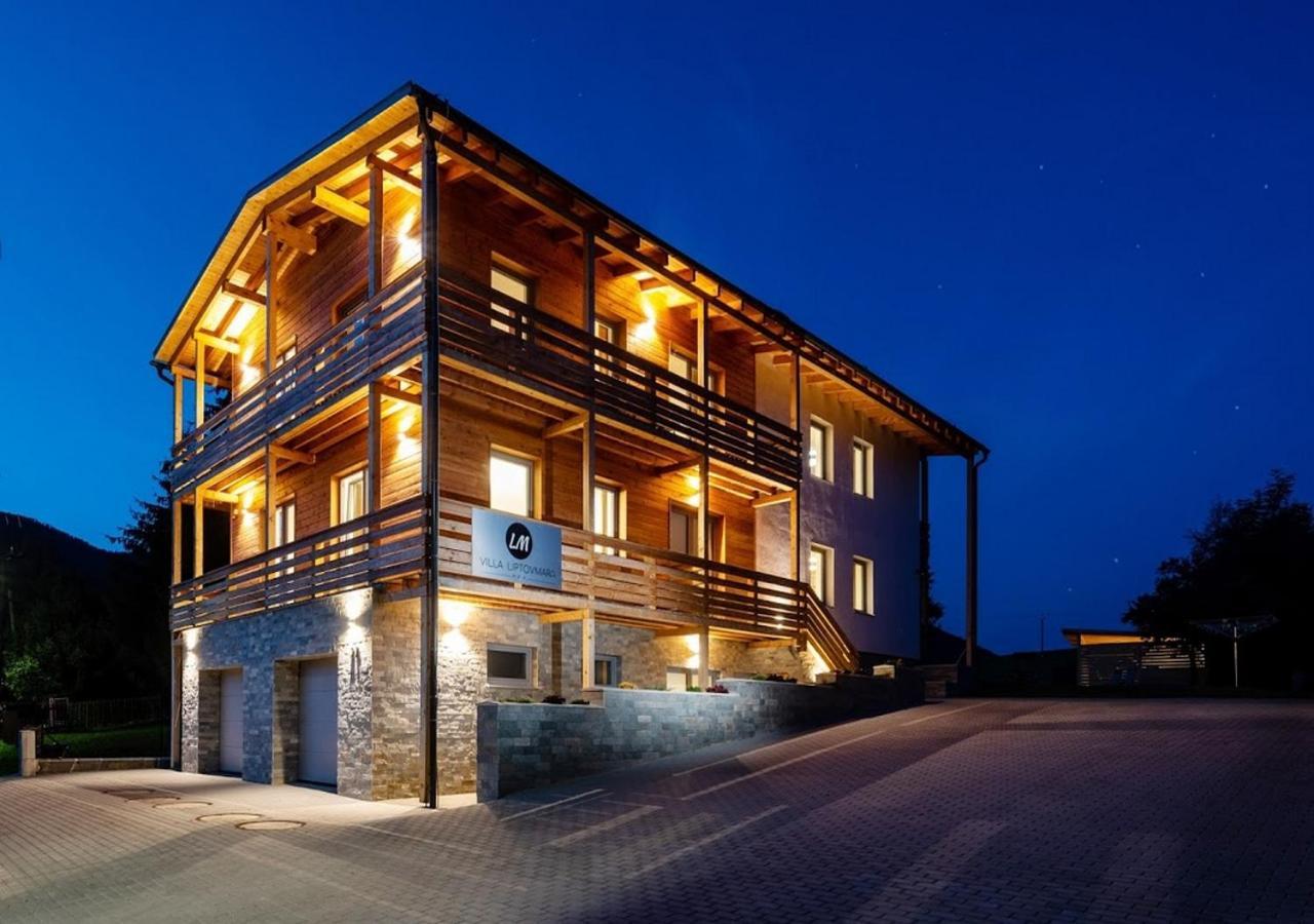 Villa Liptovmara Ižipovce エクステリア 写真